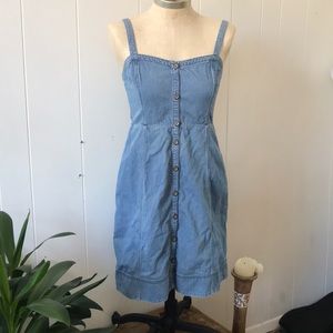 LAST CHANCE! Anthropologie chambray dress